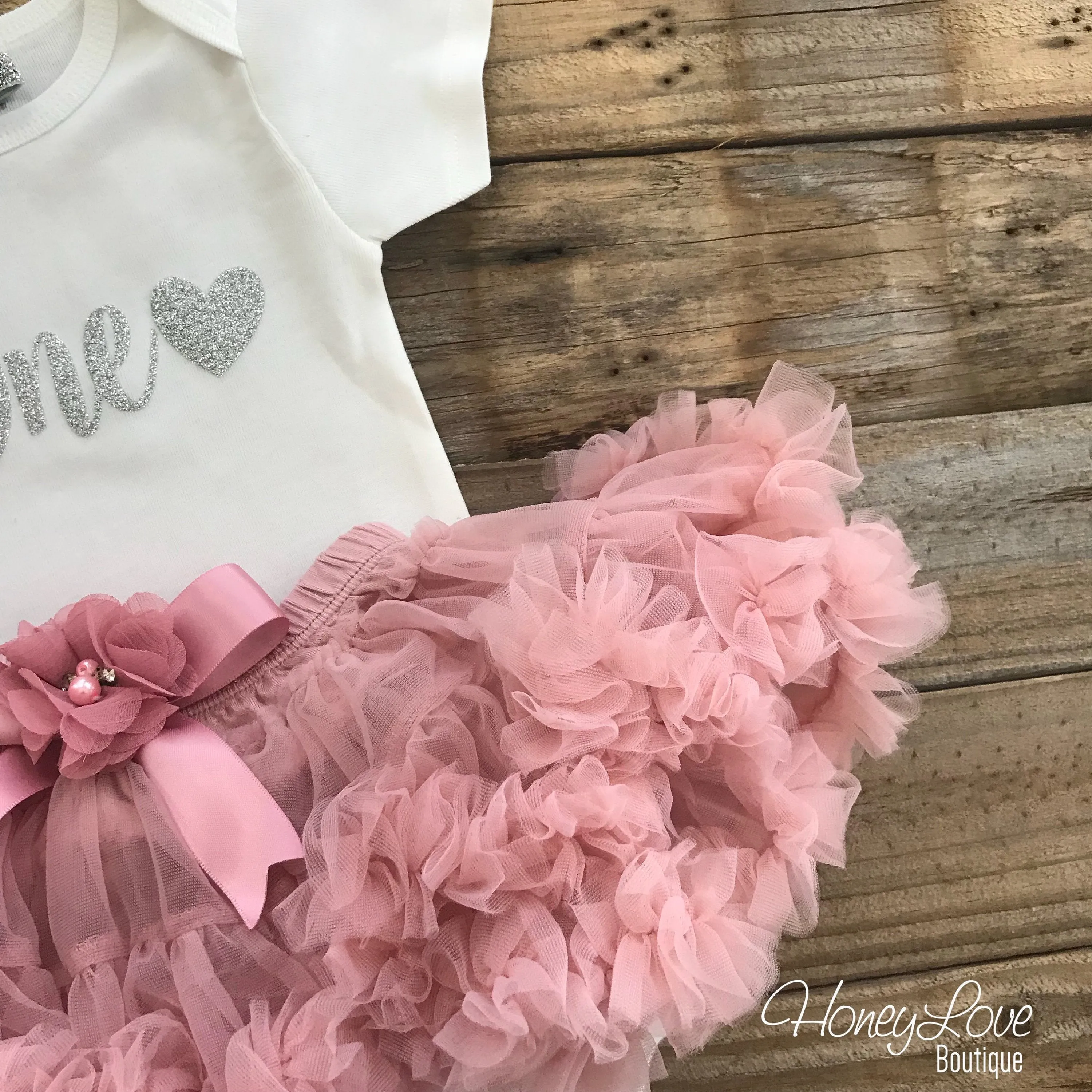 One with heart - Birthday Outfit - Vintage Pink and Silver/Gold Glitter